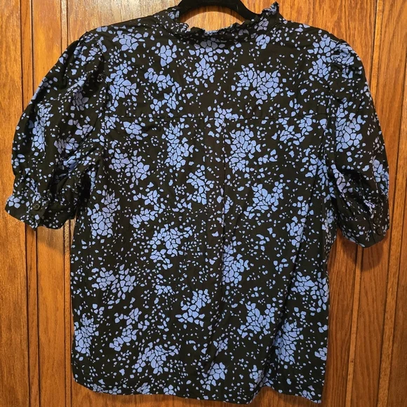 WHO WHAT WEAR Black & Light Blue Abstract Floral Button Down Blouse Size Large - Picture 15 of 15